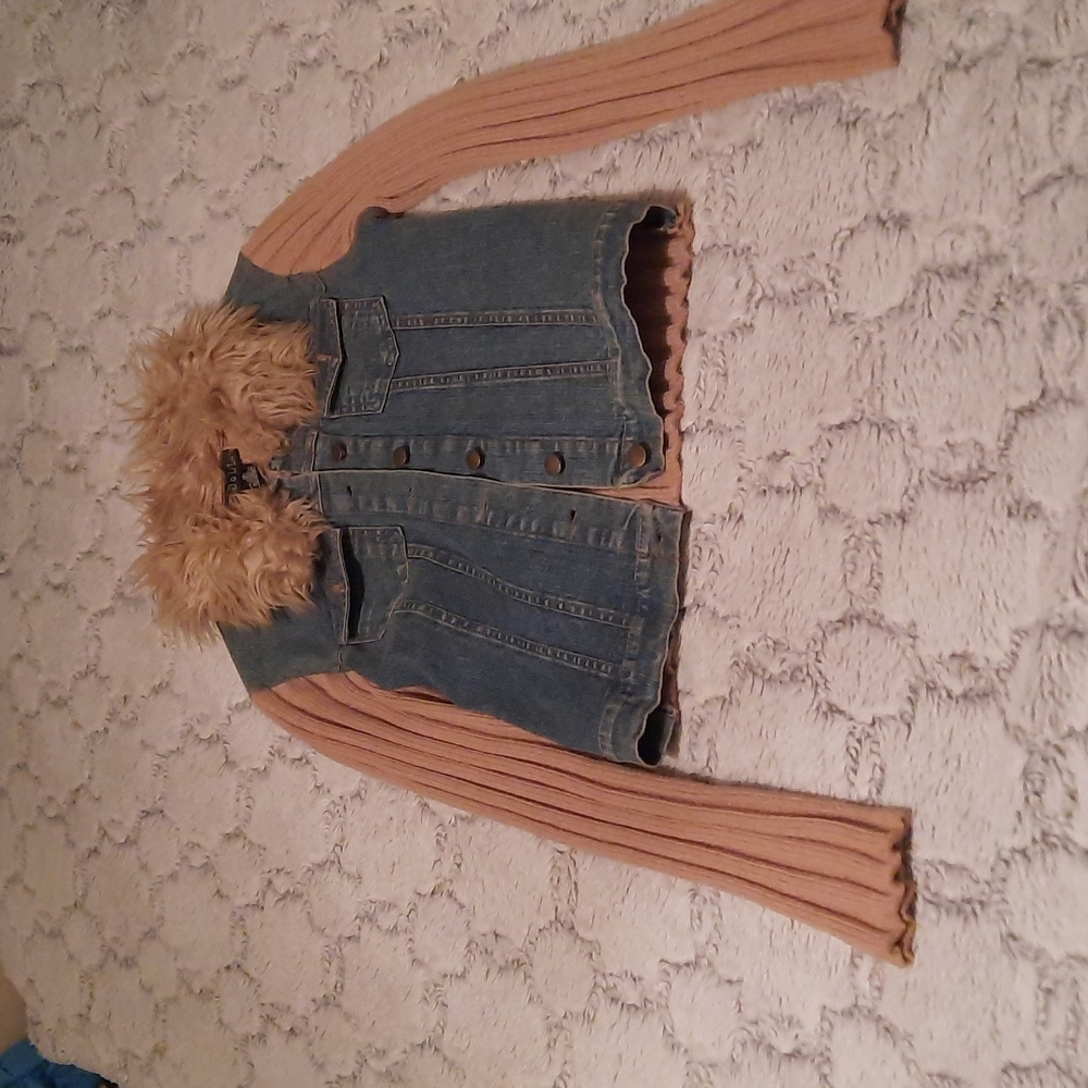 Denim and sweater jacket size small faux furr around the neck. Small